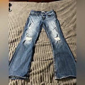 Buckle BKE Payton Mid-rise Bootcut distressed jeans